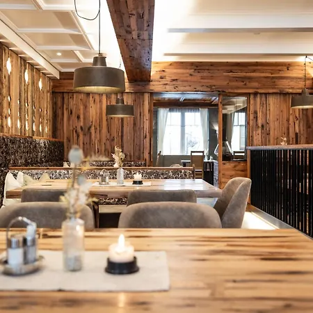 Гостьовий будинок Schnitzl-eck 3*