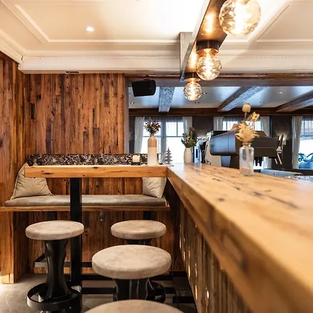 Schnitzl-eck Гостьовий будинок 3*