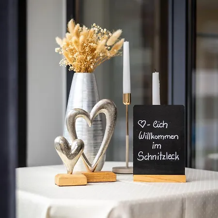 Konukevi Schnitzl-eck