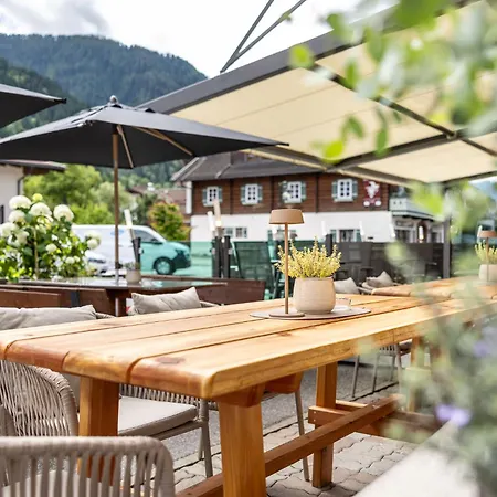 Schnitzl-eck Guest house 3*