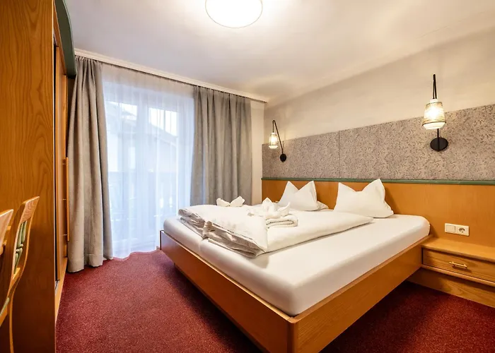 Schnitzl-eck Flachau